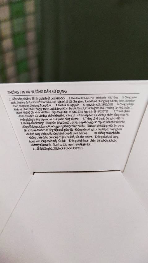 Màu sắc trẻ trung. Ship nhanh, chất lượng bình gia công khá kĩ, tuy nhiên nhược điểm là đế bình bằng nhựa cứng nên dễ bị trượt đổ khi để trên mặt bàn. Còn lại ok giá tốt.