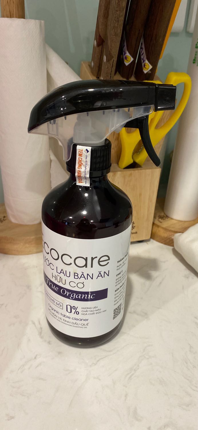 Chất lượng nước lau rất ok, mùi quế mạnh dùng lau bếp khử mùi rất tốt! Tuy nhiên vòi vịt bắn hơi rộng khó xịt tập trung 1 chỗ