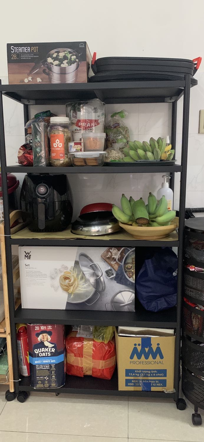 Kệ chắc chắn, thiết kế đẹp, dễ lắp ráp và chất lượng sơn tĩnh điện rất tốt.
Shop đóng gói bao bì chuyên nghiệp, ốc vít đầy đủ có kèm theo Cả hai găng tay vải thun để chống bị rách tay khi lắp ráp. Sẽ ủng hộ shop 👍👍👍