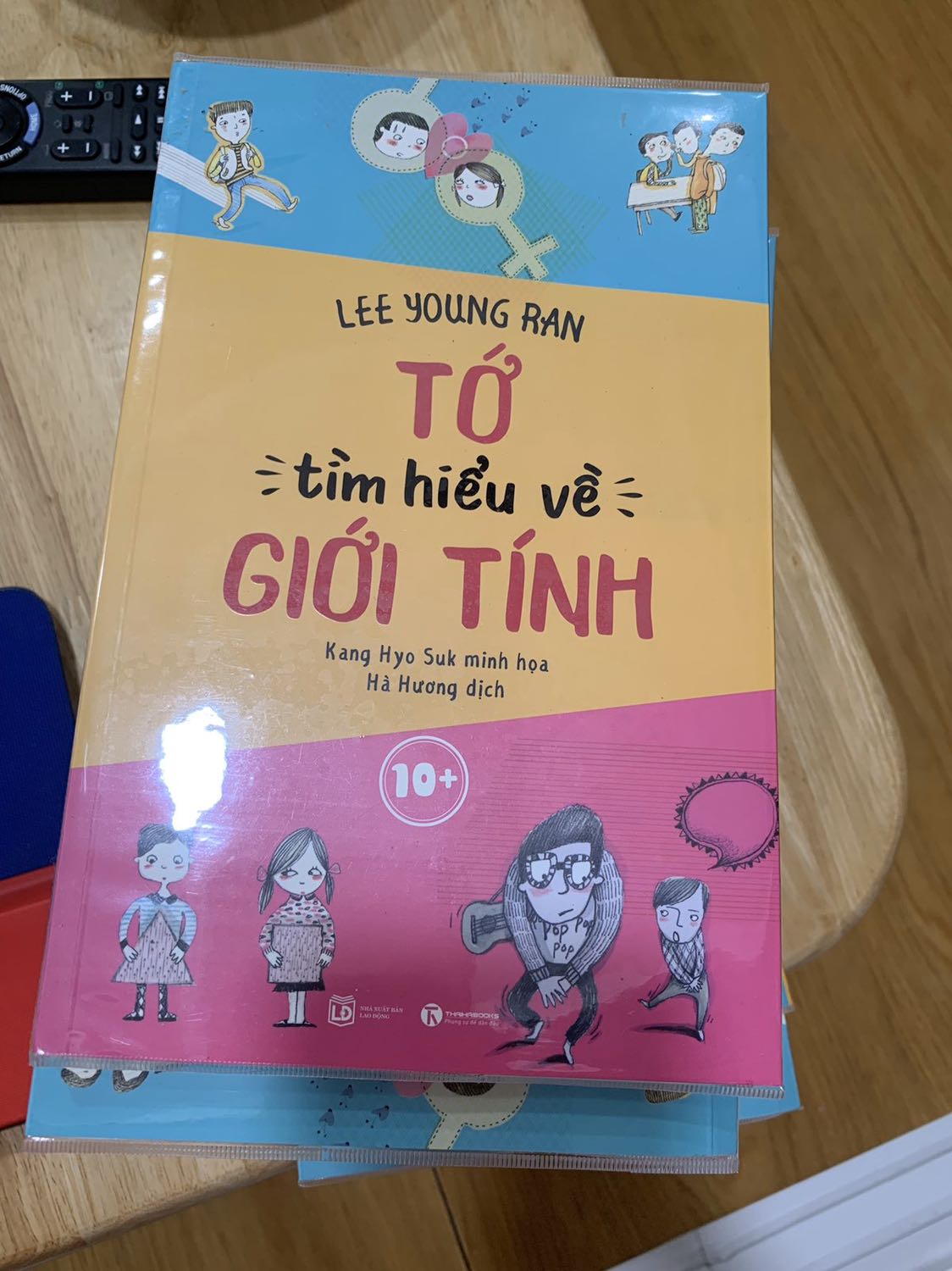 Sách hay, dễ xem dễ hiểu với lứa tuổi các con. Mình mua cho cả lớp của con mình đọc. Con mình khen hay, dễ hiểu và màu sắc đẹp. Chất lượng in bà giấy rất tốt