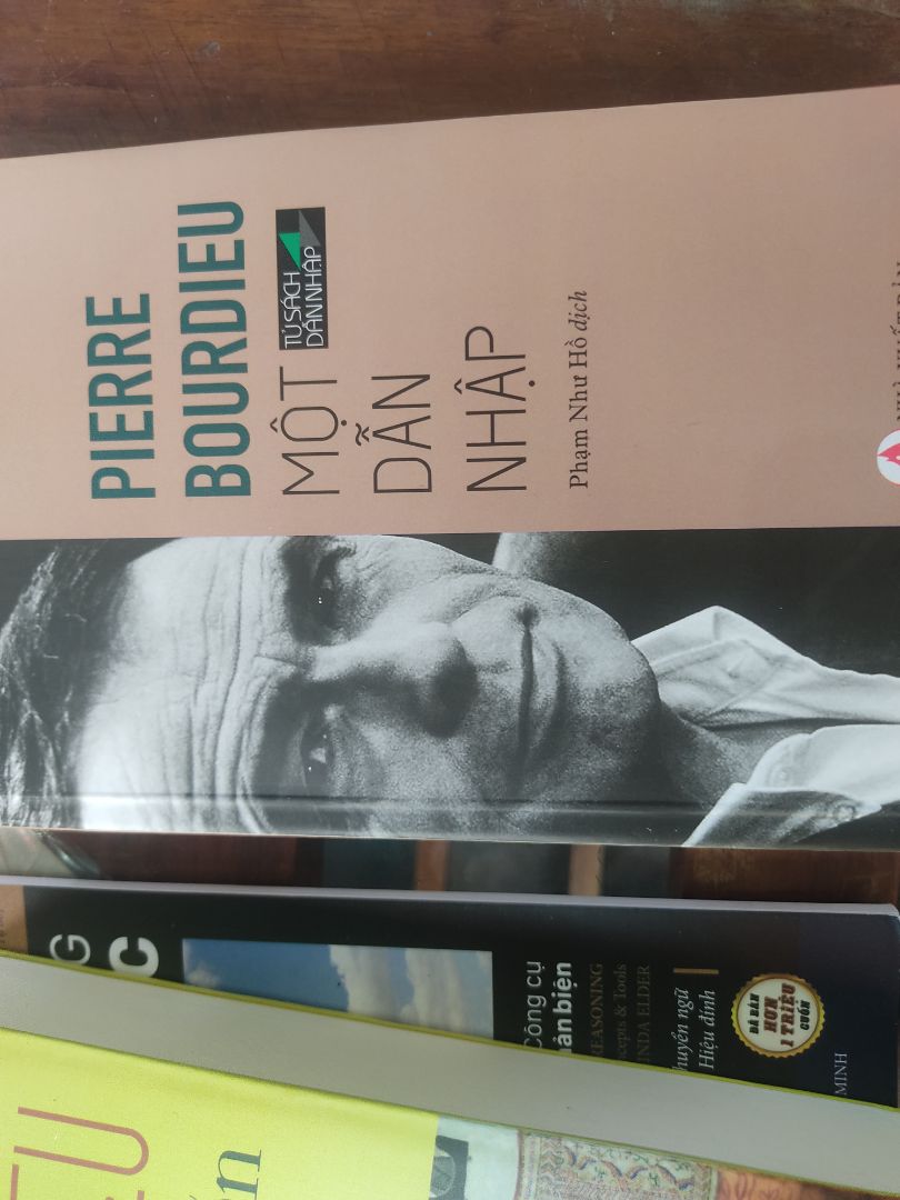 Sách nội dung rất đáng tham khảo, giao hàng tương đối nhanh, đóng gói kĩ lưỡng đảm bảo chất lượng sách.