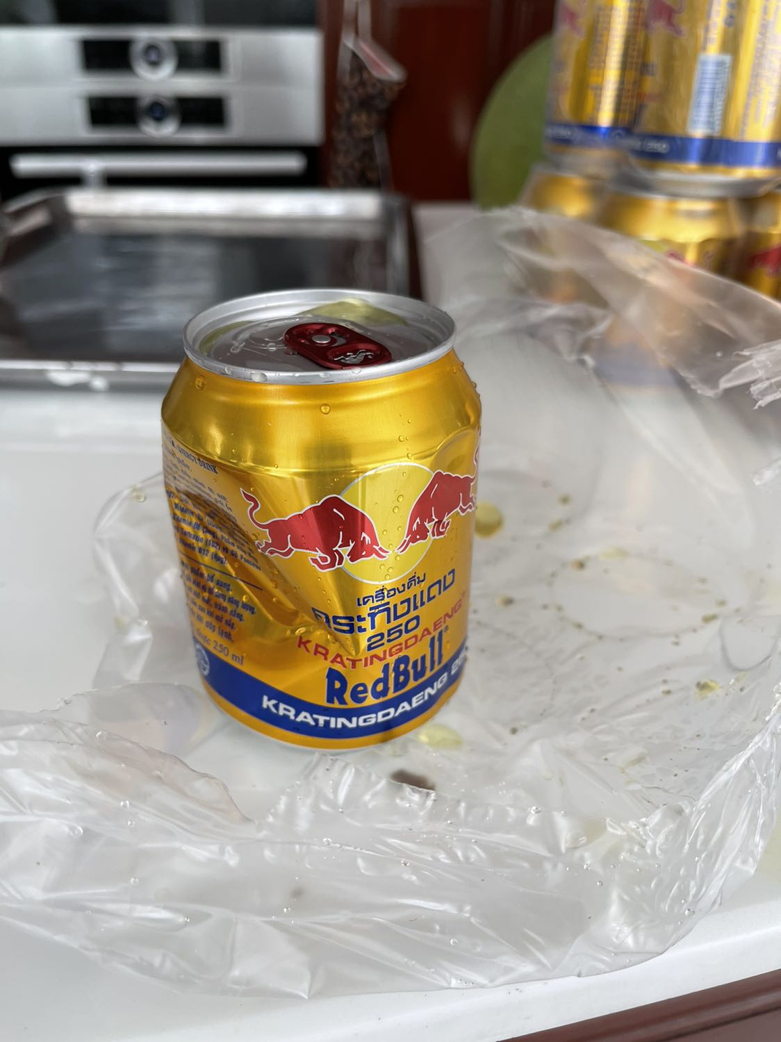 Giao chậm
Chảy nước tùm lum, thùng ướt mem
Kiểm tra thì thấy thế này
Cạn lời
Lần thứ2 của Tiki Trading
Càng ngày càng tệ