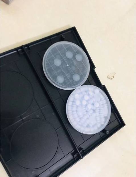 không biết chơi cờ vây, toàn chơi cờ caro thôi kkk. hàng chuẩn giống hình shop đăng