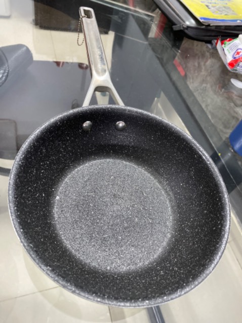 Chất liệu tốt, sử dụng ổn.