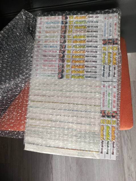 Nội dung đương nhiên là hấp dẫn. Tiki giao hàng nhanh, đóng gói cẩn thận.