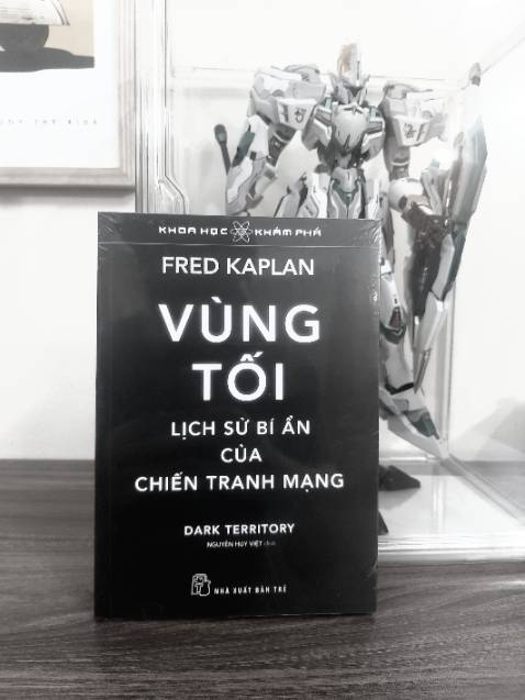 Cuốn sách đầy lôi cuốn về lịch sử chiêna tranh mạng