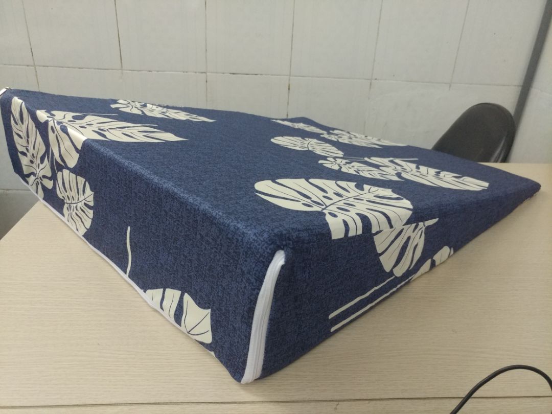 Mình chọn mua Hi-Sleep chấp nhận giá cao hơn hãng khác nhưng bù lại rất an tâm về chất lượng, sản phẩm đầy đủ tem nhãn, có cả tem chống hàng giả, có cho đổi trả nữa nên cũng yên tâm hơn