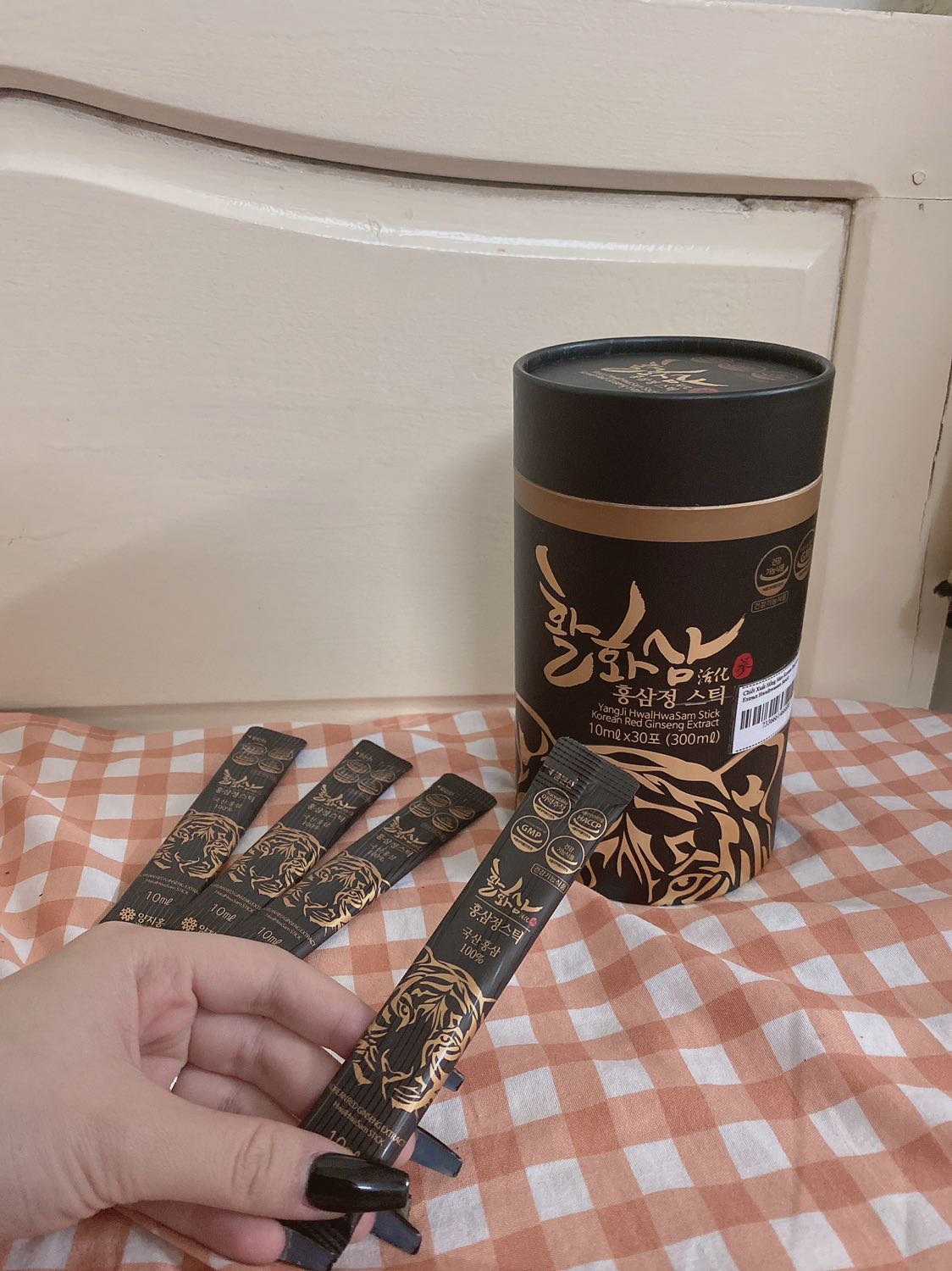 Công việc bận rộn mà từ ngày uống em hồng sâm này cảm thấy siêu thoải mái ❤️ shop tư vấn nhiệt tình rất đáng yêu ạaa