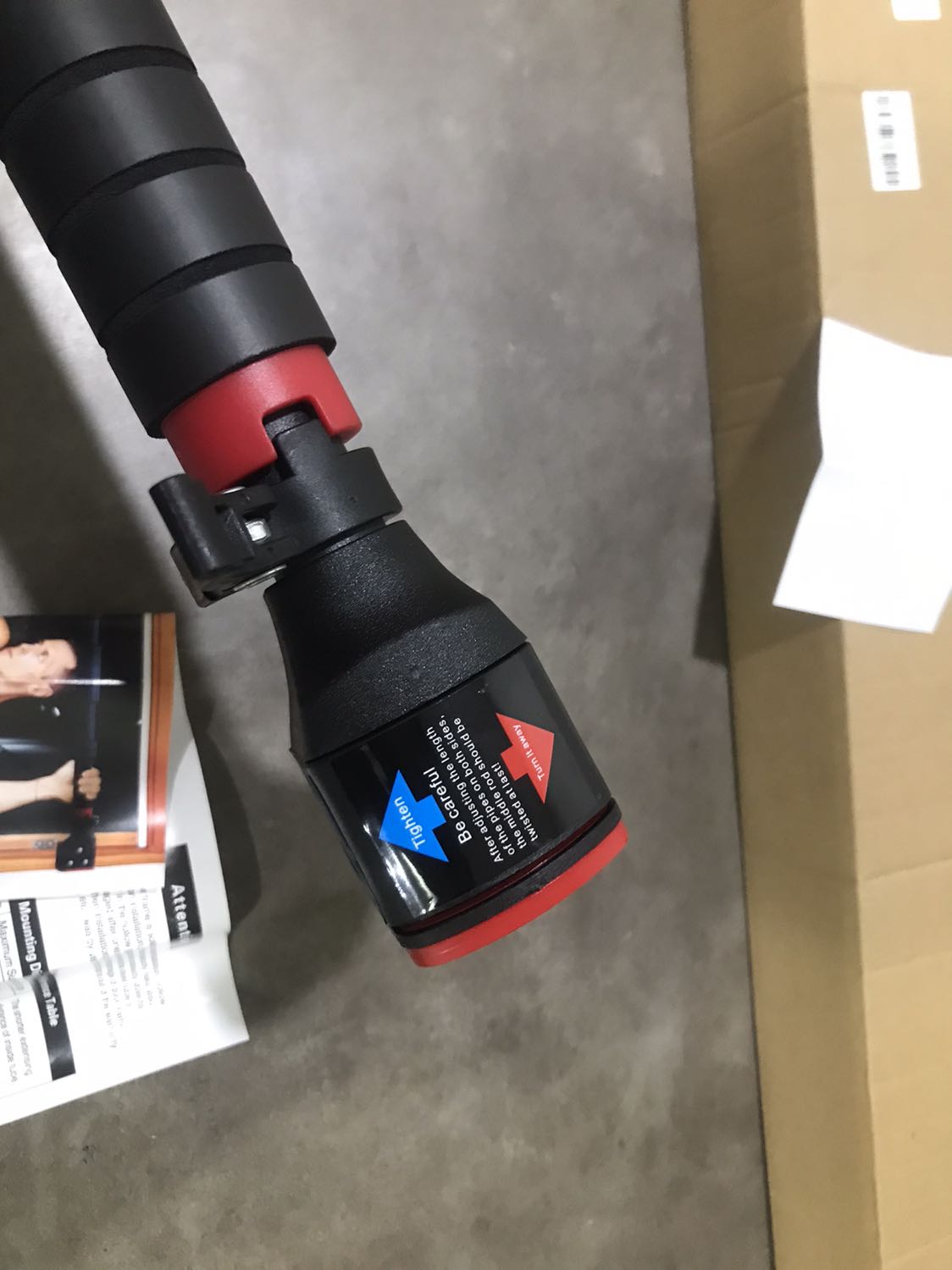 Có cảm tình từ giao hàng, đóng gói tới sản phẩm. Đồ chắc chắn, hoàn thiện tốt.