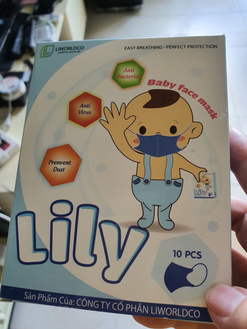 M mua tính cho bé nhỏ 5 tháng nhà m xài nhưng khá rộng, phù hợp với bé chắc cỡ 1 tuổi trở lên. Bao bì và khẩu trang đẹp