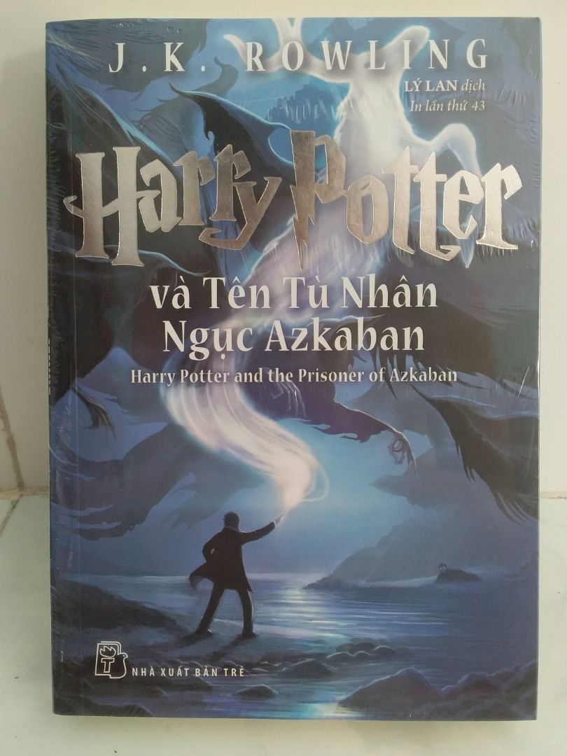 Sách đóng gói đẹp. Giao hàng nhanh. Shipper thân thiện.