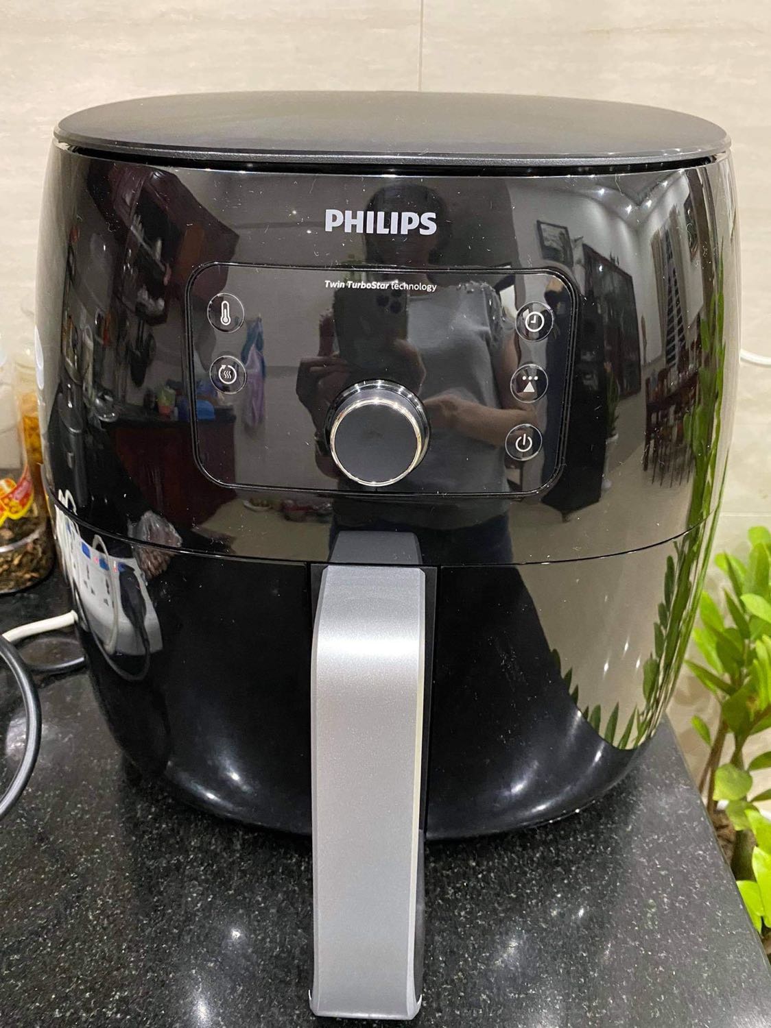 Tiki giao hàng đúng hẹn . Đóng gói kỹ . Mới *** thử nồi thì thấy ổn . Còn độ bền thì chưa biết thế nào !!