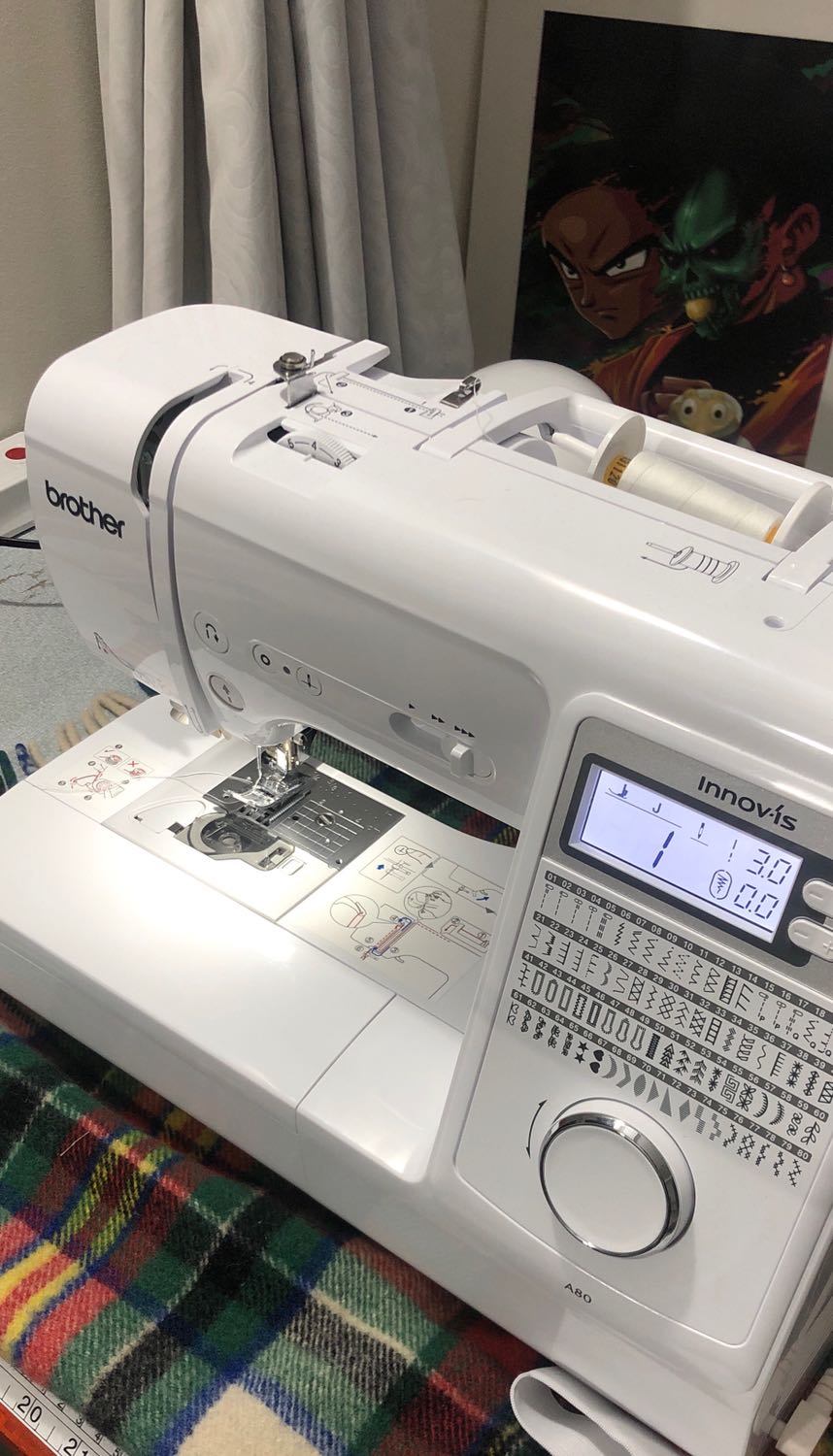 Luôn tin tưởng chất lượng của Brother. 
Đóng gói cẩn thận, kỹ càng. Máy chạy tốt và êm. Đầy đủ các phụ kiện, phụ tùng. Tôi rất hài lòng