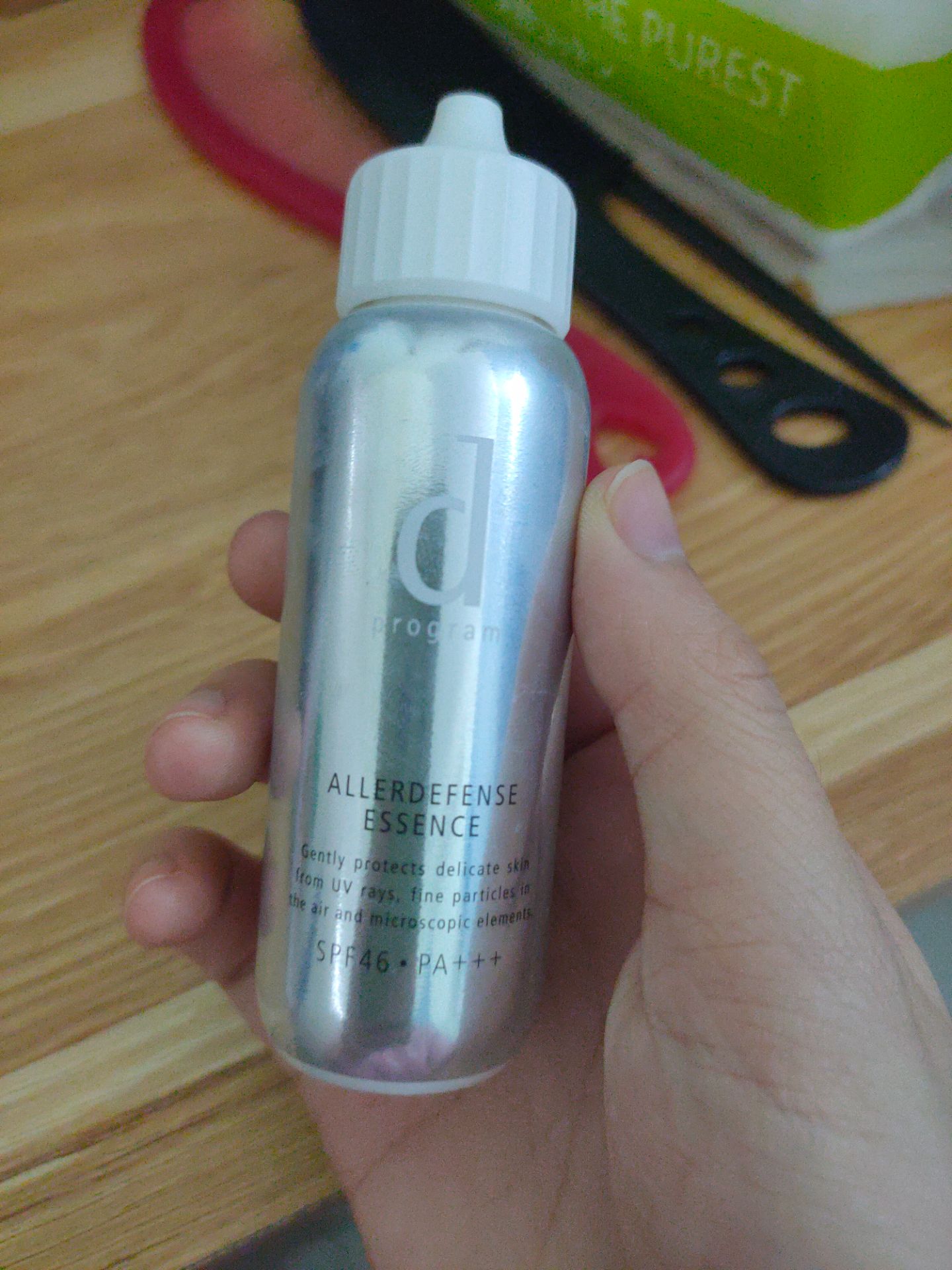 sp của dprogram thì khỏi phải bàn rồi. giao đủ hàng mỗi tội hơi lâu và đóng gói rất sơ sài