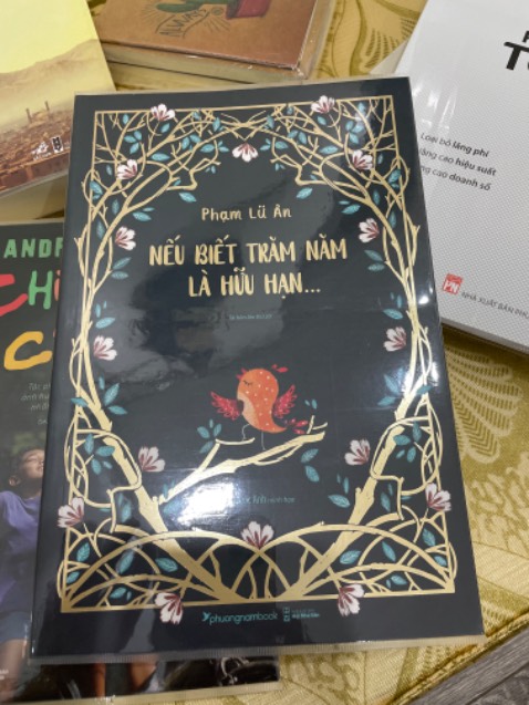 Bìa rất đẹp. Nội dung thì chưa rõ