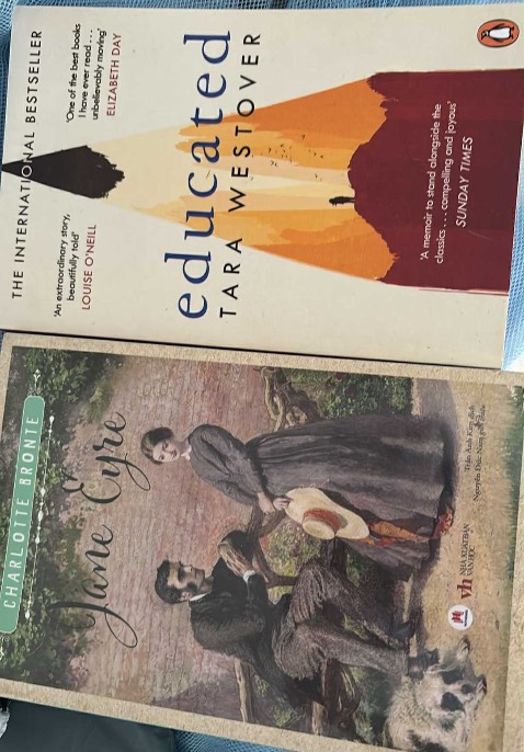 sách đẹp, đóng gói kĩ sách không hư hỏng gì