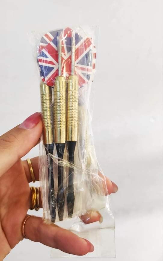 Rất hài lòng với chất lượng và mẫu mã sản phẩm.
Tuy nhiên lại gửi set 2 loại cờ. Trong khi mình chỉ đặt cờ Anh.