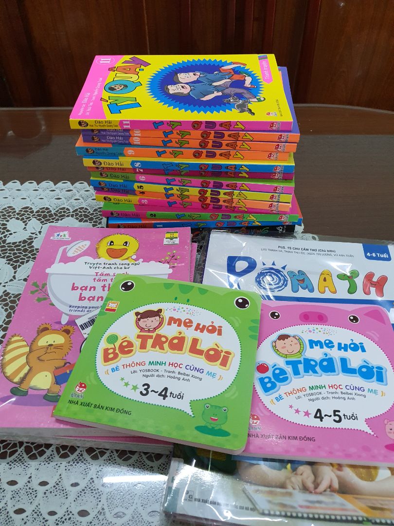 tiki giao hàng nhanh. sách đẹp. nội dung rất đáng iu phù hợp với lứa tuổi hs