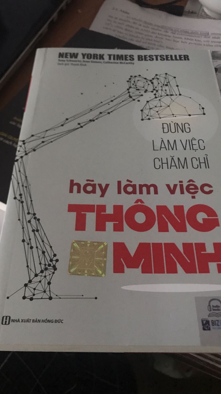 Trước kia mình nghĩ phải làm việc thật chăm chỉ mà ko chú trọng tới cách làm tối ưu nhất, nay mình lại thấy chăm chỉ vẫn chưa đur mà phải làm việc một cách khoa học, thông minh hơn, tinh tế hơn để bản thân cảm thấy nhẹ nhàng và giải quyết công việc nhanh chóng