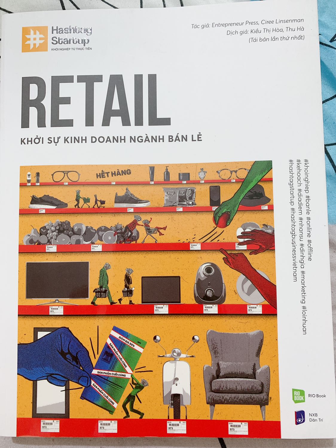 Đặt ngày 8/10 , ngày 13/10 nhận được hàng r, sách đẹp lắm, được chị From Sue giới thiệu nên cũng tin tưởng