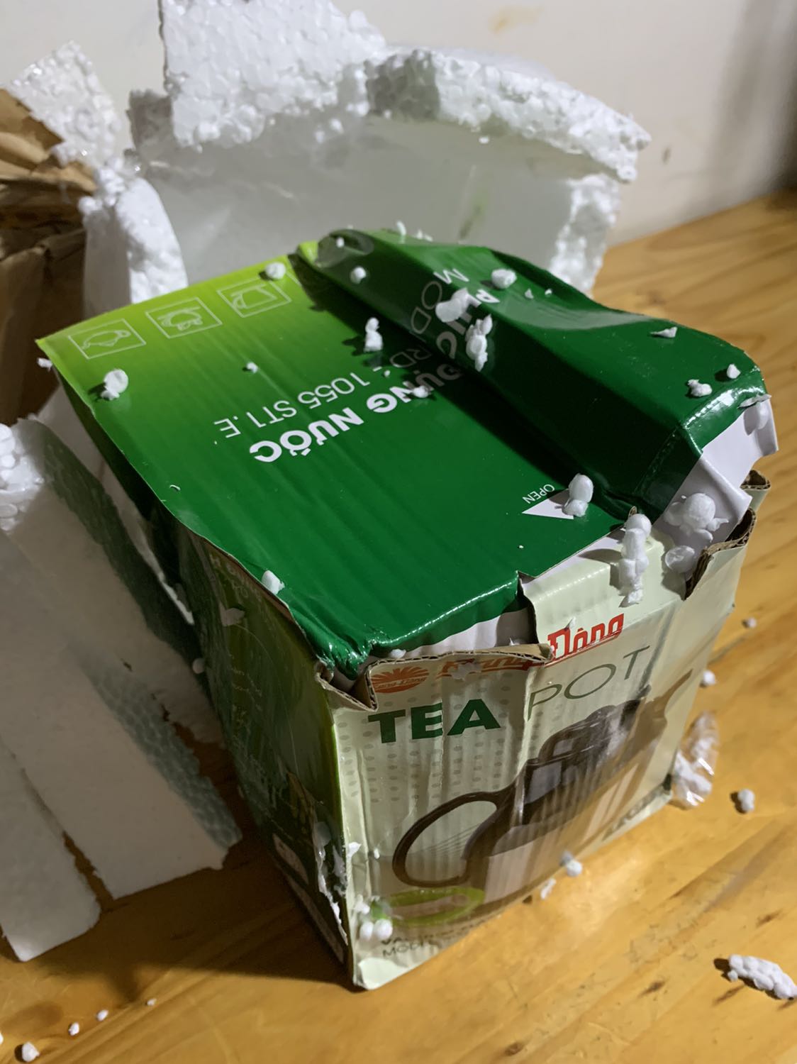 giao hàng bể thế này thì sử dụng như thế nào được đây