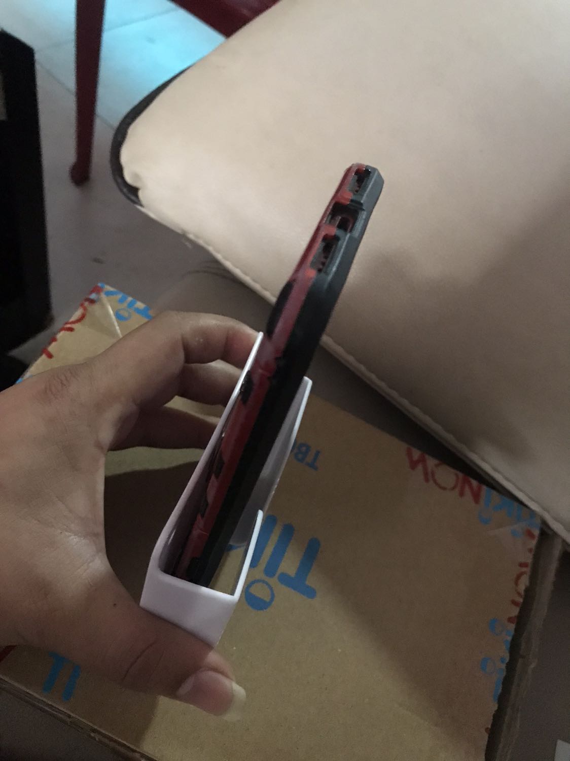 Giao nhanh kinh khủng , hàng như mô tả giá quá bèo . Thank shop và tiki nhé .