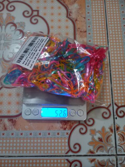 Shop bán hàng không trung thực, hàng đăng bán 100 gam nhưng giao chỉ 50 gam. Mua hàng nhớ cân lại nhé (có gửi phản hồi mà không thấy shop trả lời)