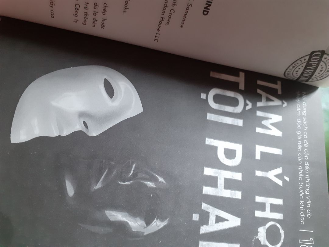 Đóng gói cẩn thận, oke. Sách không bị cong bìa, không xây xước. nội dung mình chưa đọc nên không thể cho ý kiến