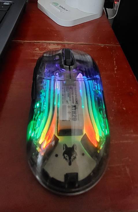 Chuột nhạy, mượt, đèn led đep