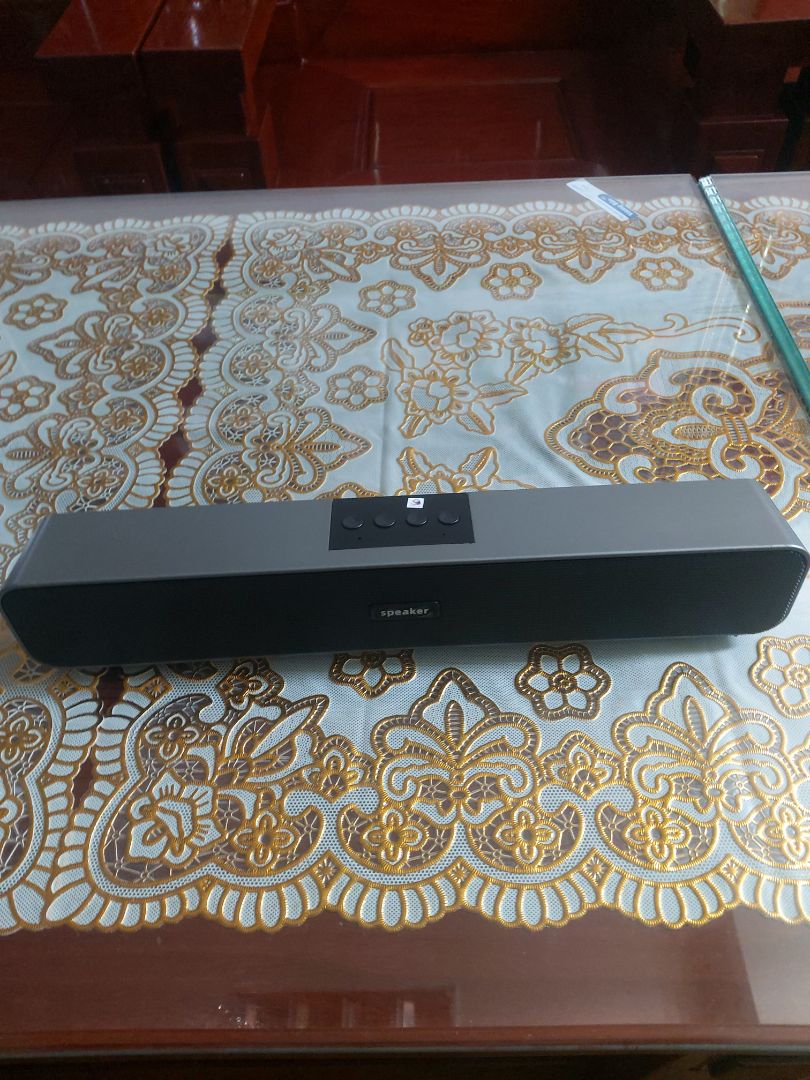 Giao hàng lâu , đơn hàng đi Tàu về Bắc ( Hưng Yên) qua Tây nguyên rồi lòng vòng vào Nam (Củ Chi ) rồi lại trở lại ngược về Tây Nguyên. Vô lý và thiếu khoa học. Trừ Tiki 2*.
Sp tạm ổn thôi. Không hay lắm. Bass yếu. Ngoại hình ổn.