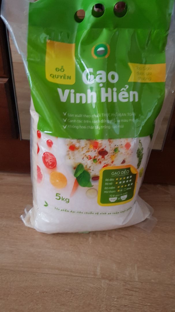 Đã nhận sản phẩm, được đóng gói vận chuyển tốt. Nhưng ko được tặng gói gạo nếp cái hoa vàng như hình quảng cáo bán sản phẩm. Đề nghị shop xem lại. Cám ơn! Đã nhận sản phẩm, được đóng gói vận chuyển tốt. Nhưng ko được tặng gói gạo nếp cái hoa vàng như hình quảng cáo bán sản phẩm. Đề nghị shop xem lại. Cám ơn!