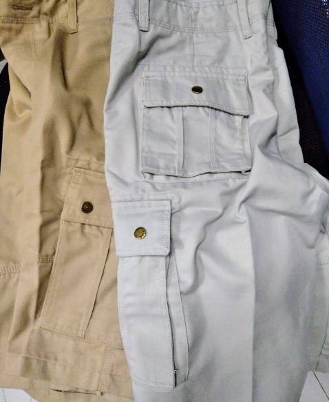 Shop bán hàng ko đúng với quảng cáo, quảng cáo mẫu quần 1 kiểu bán thì là mẫu khác . Treo đầu dê bán thịt ***. Mọi người cẩn thận ko bị *** giống mình. Hàng rất là xấu