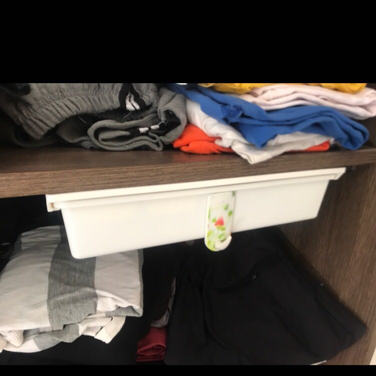 Ngon lành, dễ dùng, keo dán rất chắc, có cái thể tích hơi hẹp