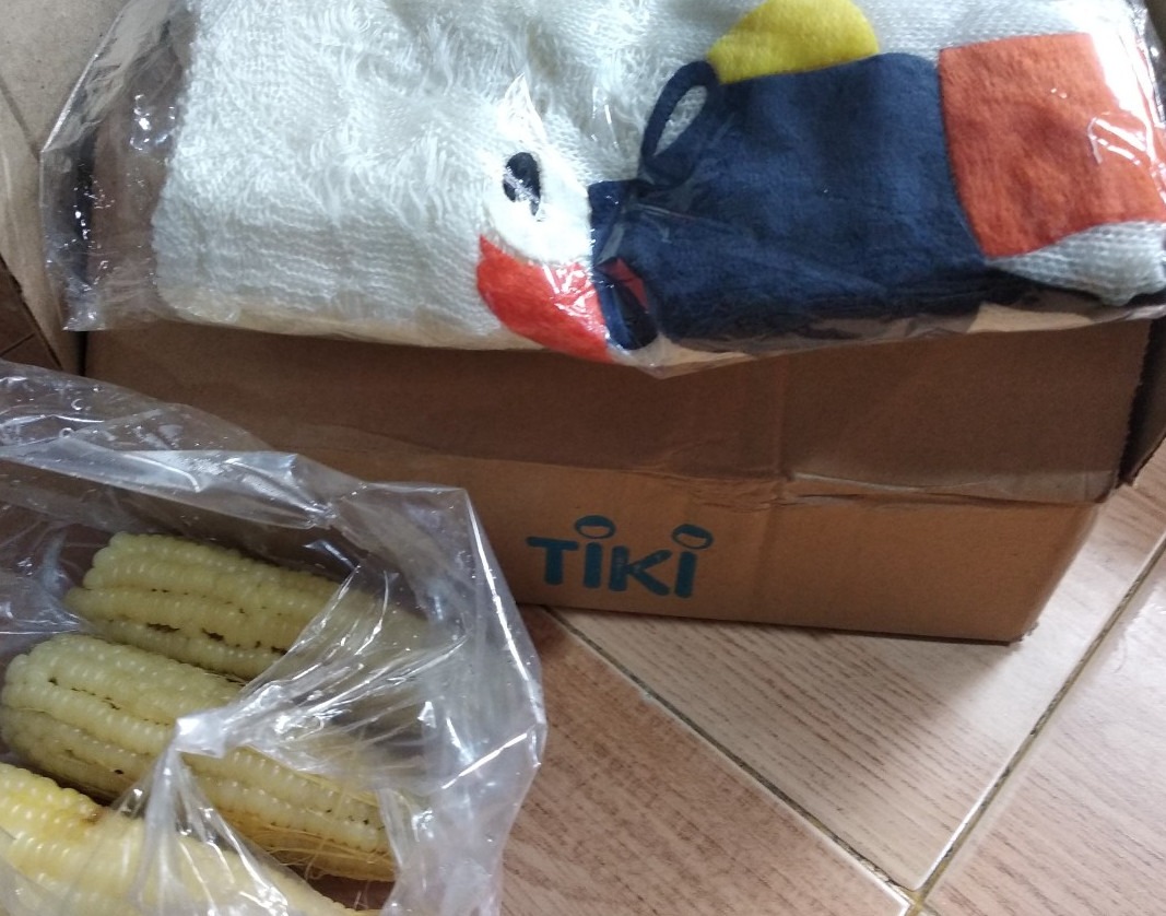 Giống hình, cho cân nặng như miêu tả vậy. Để dành tiền không dám ăn mua hàng tiki nè, thanks