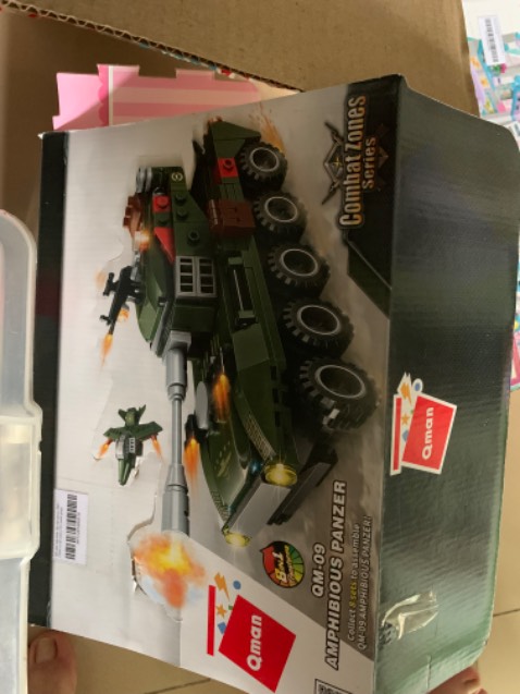 Sản phẩm đúng như mô tả. Bạn nhỏ nhà mình lắp có nửa buổi là xong.