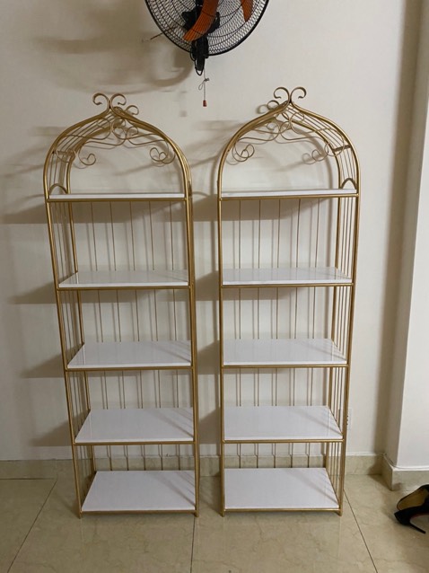 Kệ đẹp, giao nhanh, shop tư vấn nhiệt tình.