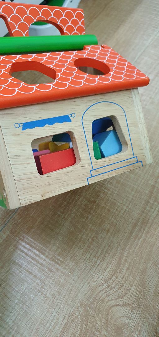 màu sắc đẹp kích thích trẻ em con nít, hình khối đa dạng giúp trẻ phát triển khả năng ghép hình