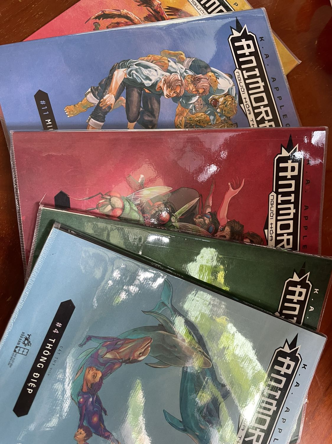 Sách hay, bọc sách đẹp và giao hàng nhanh nữa. Nói chung là thích!