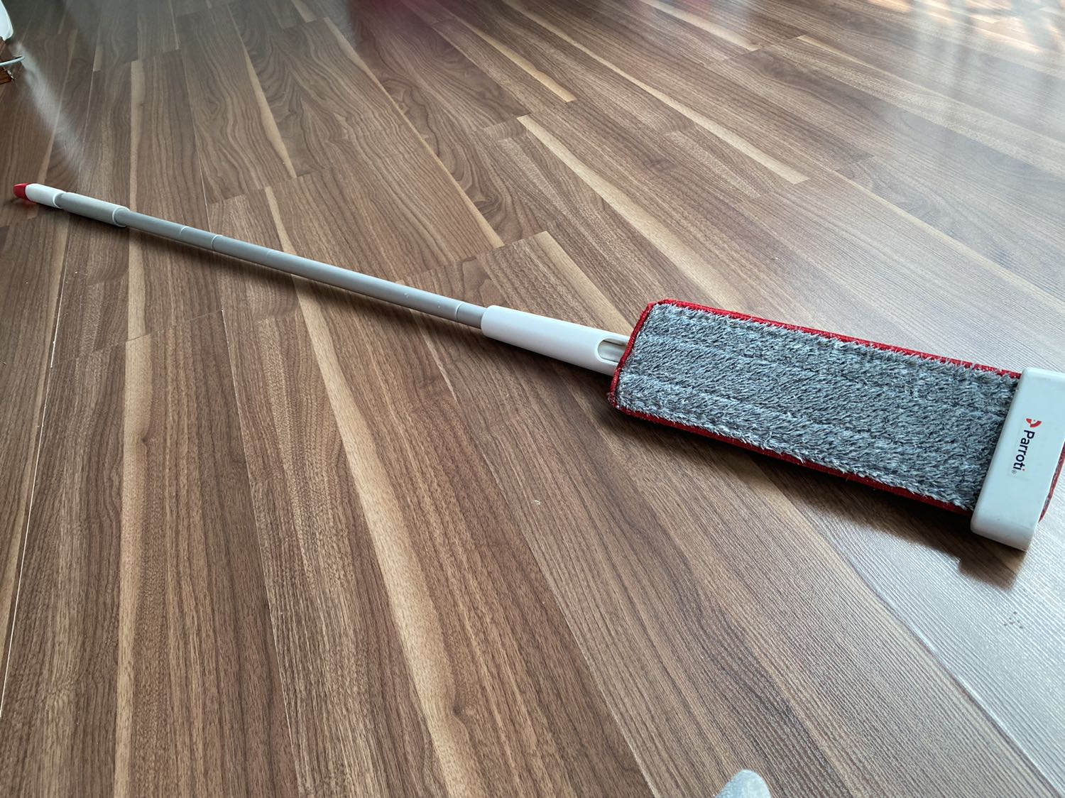 Mình vừa mua thêm 3 chiếc để dùng. Trước mình đã mua và sử dụng, rất tiện và gọn. Ưng ý.