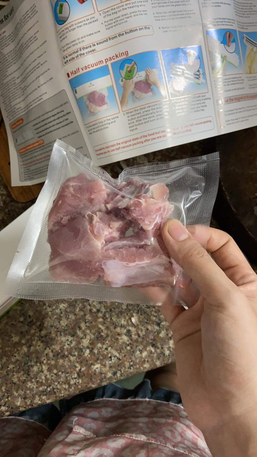 Chỉ có chứ năng hàn miệng túi không hút được chân không. Mong tiki phản hồi đổi trả hoặc hoàn tiền