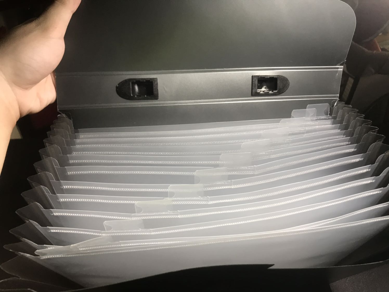 Hàng mới, chất lượng, nên đóng gói kỹ hon.