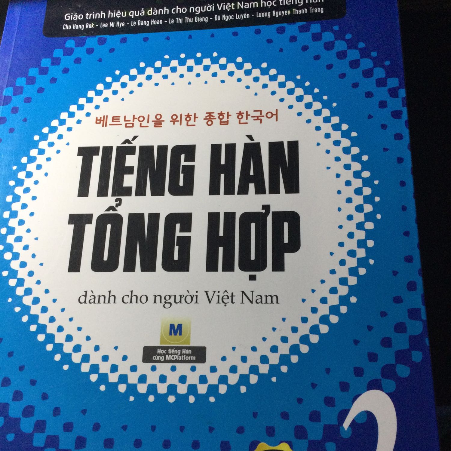 Sách to hơn tưởng tượng. Rất mới. Tiki đóng gói và giao hàng nhanh chóng. Cảm ơn titki!