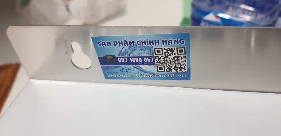 nhìn khá xịn sò. chưa lắp nên chưa đánh giá đc chất lượng. góp ý nhà cung cấp nên tặng kèm thêm dây nối tiêu chuẩn. bạn giao hàng khá lịch sự.