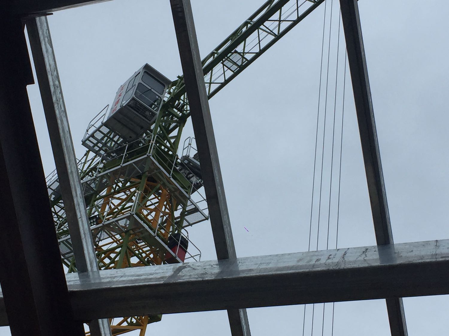 Nhìn khá chắc chắn.. độ bền thì thời gia. Sẽ trả lời