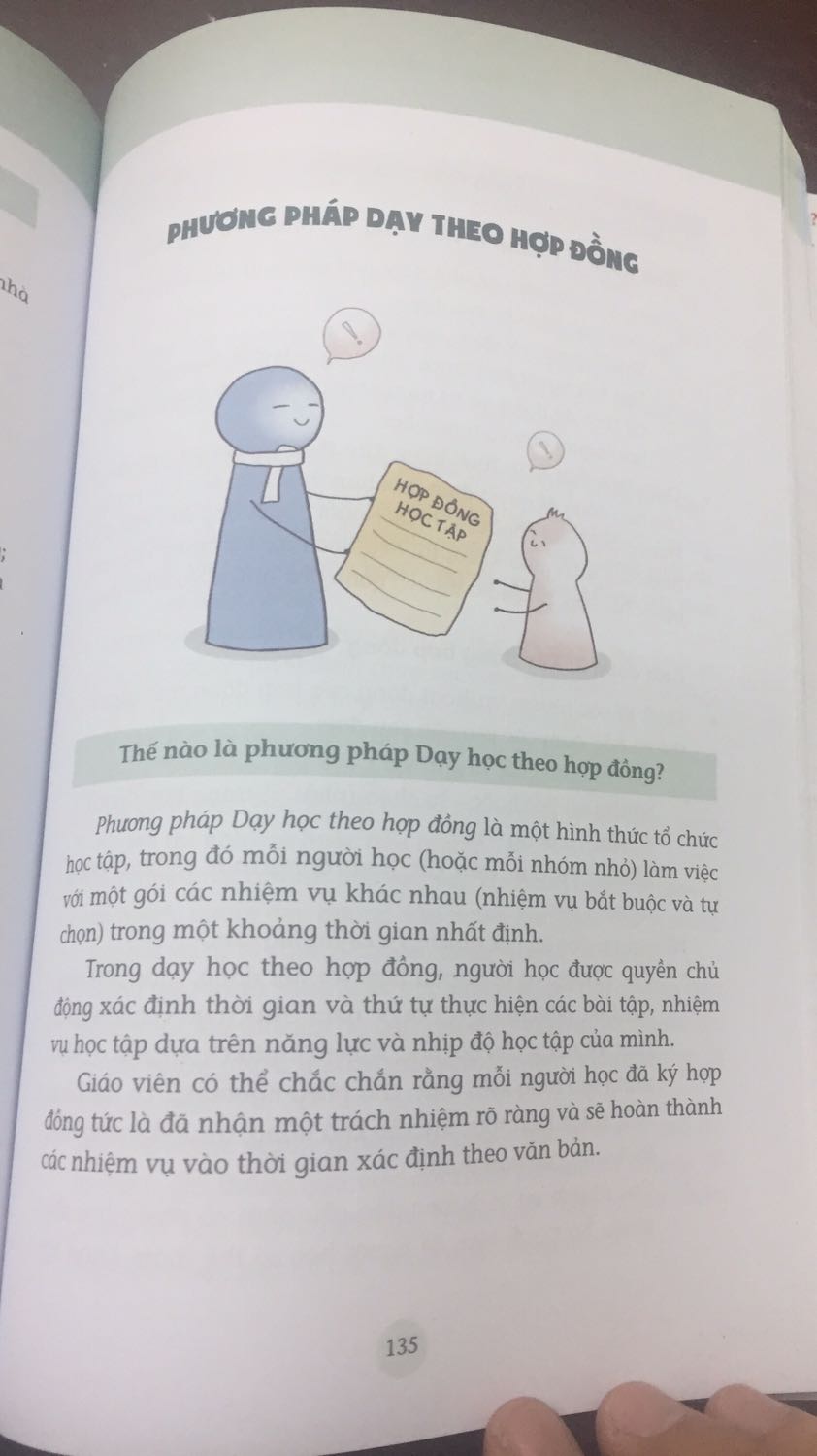 Sách viết khá hay. Trình bày rõ ràng. Bản in chất lượng. Lại còn được giá sale so với giá bìa. Nếu giá bìa tầm như giá sale thì sẽ đến được nhiều với các bạn sinh viên sư phạm và các thầy cô hơn. Vì các thầy cô lương cũng không cao như các ngành nghề kinh tế hoặc cùng lương như một số ngành nhưng trọng trách áp lực hơn. Do đó, mong rằng sách sẽ có giá bìa tốt hơn, đến với các thầy cô và sinh viên nhiều hơn thì sẽ tốt hơn. Cảm ơn mọi người đã đọc đến đây!