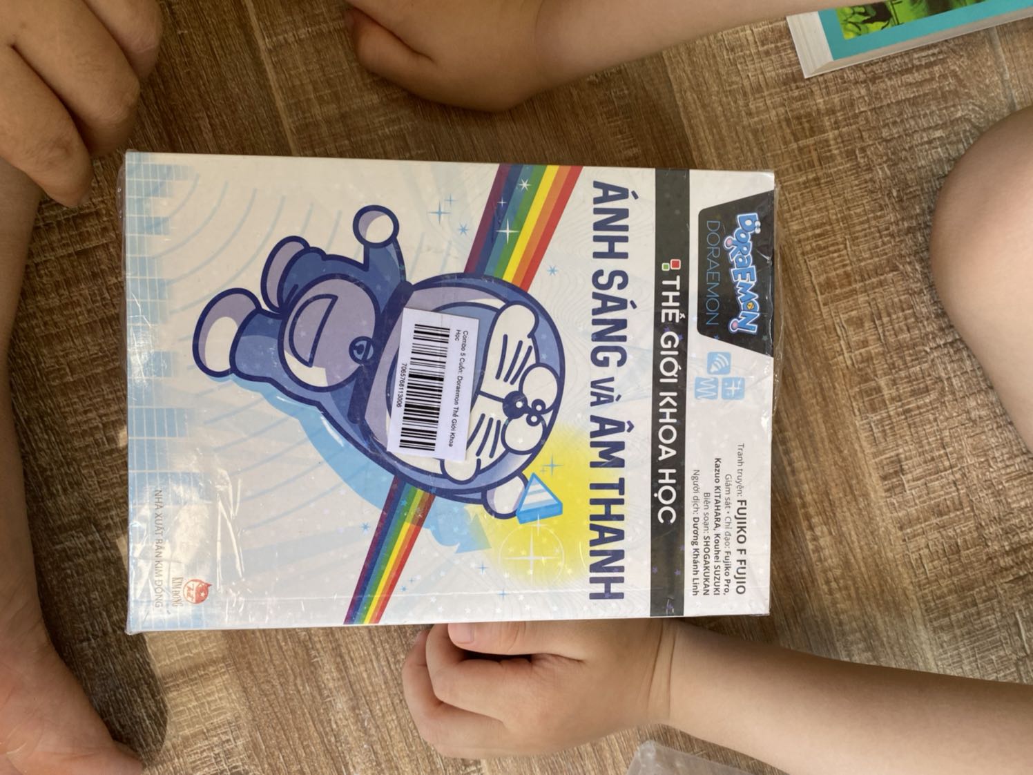 sách bọc cẩn thận giao hành nhanh