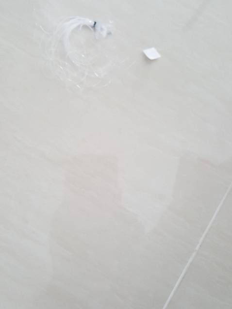 Bead Art lua dao, dung bao gio mua tu cua hang nay, dang hinh cuon day cuoc co loi, den khi giao chi giao day cuoc! Bat xux vo cung, toi phai bao cao Tiki