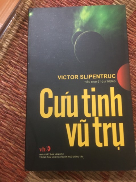 hàng giao nhanh và bọc sách cũng rất kĩ không bị trầu xước tí nào cả. chất lượng sách tuy k thể nói là tốt lm nhưng so vs giá cả thì cug tính là ổn . nội dung mjh chưa đọc đến hàng giao nhanh và bọc sách cũng rất kĩ không bị trầu xước tí nào cả. chất lượng sách tuy k thể nói là tốt lm nhưng so vs giá cả thì cug tính là ổn . nội dung mjh chưa đọc đến