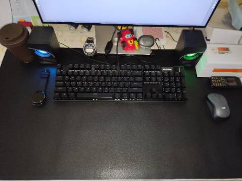 Sp chất lượng, giao hàng nhanh, 2 lớp chắc chắn, bề mặt rất tốt cho di chuột, nước k bị thấm, dễ dàng lau chùi vệ sinh. CHIM ƯNG...