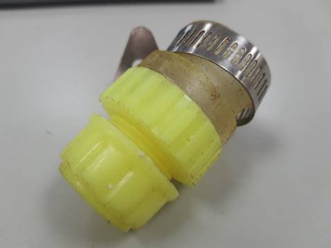 Nhận hàng có cảm giác như mua hàng cũ, sản phẩm dính bụi bẩn, chốt vặn bị sét.... Mặc dù chắc sẽ không ảnh hưởng đến sử dụng nhưng cho thấy bán hàng cẩu thả, hi vọng shop sẽ để ý đến góp ý để cải thiện.